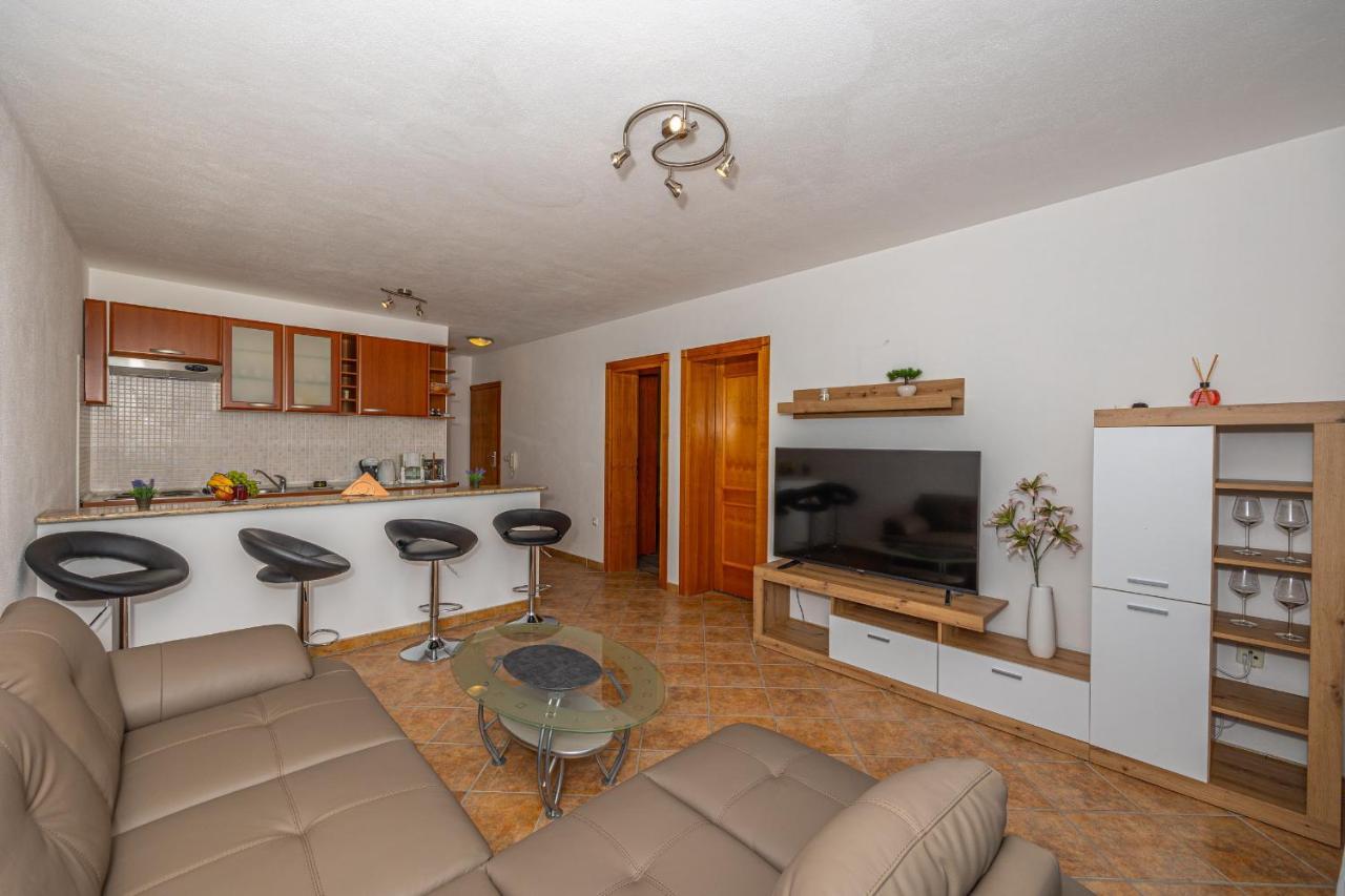 Apartments Lacic 2 ซริกเวนิซา ภายนอก รูปภาพ